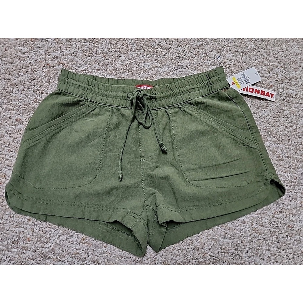UNIONBAY Women's Flora Drawcord Pull-On Short Olive Green Medium NWT 28x2